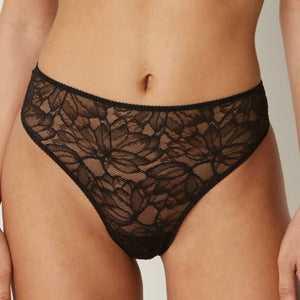 Wolford - Magnolia Thong - Black - About the Bra